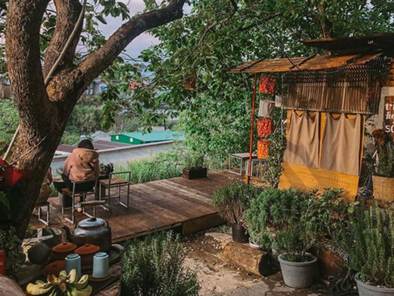 Cafe Vĩ Tuyến Số 6